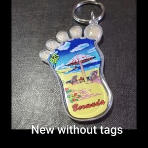 Bermuda Footprint Sand Ocean Beach Seashell Keychain/Key Ring NWOT